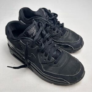 Nike Air Max Black Athletic Shoes 5.5Y